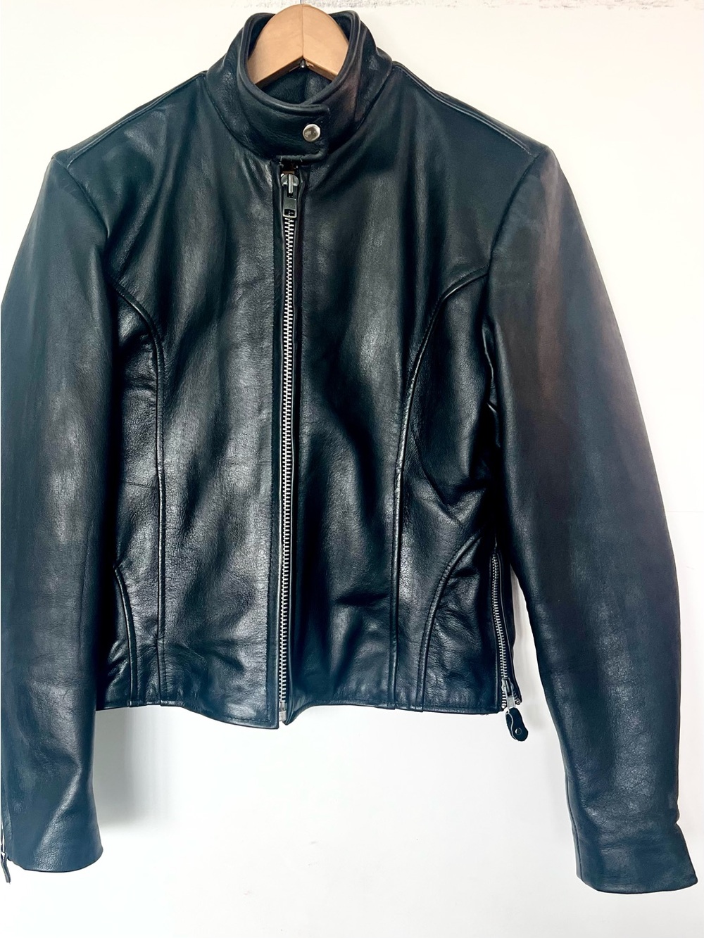 Hot Leathers Women’s Small Black Leather Moto Biker Jacket Zip Quilted Lining